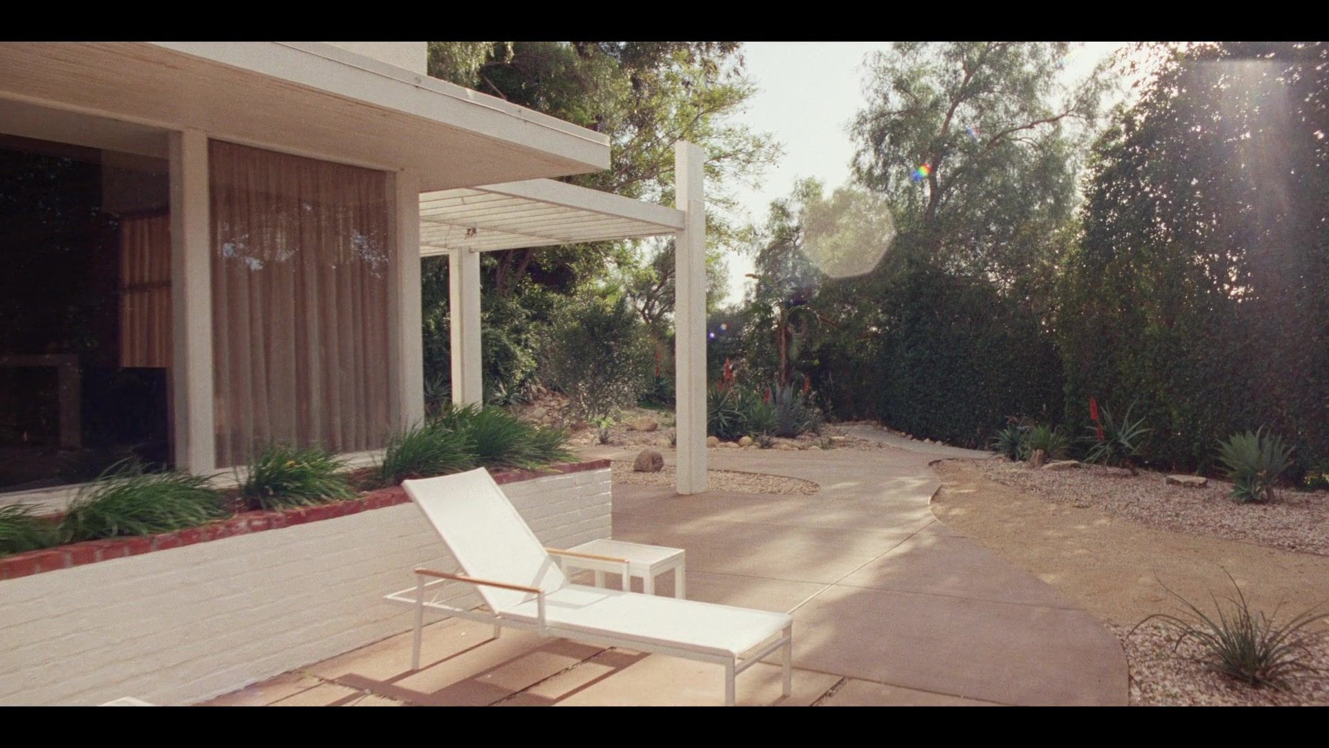HOTN00008.jpg