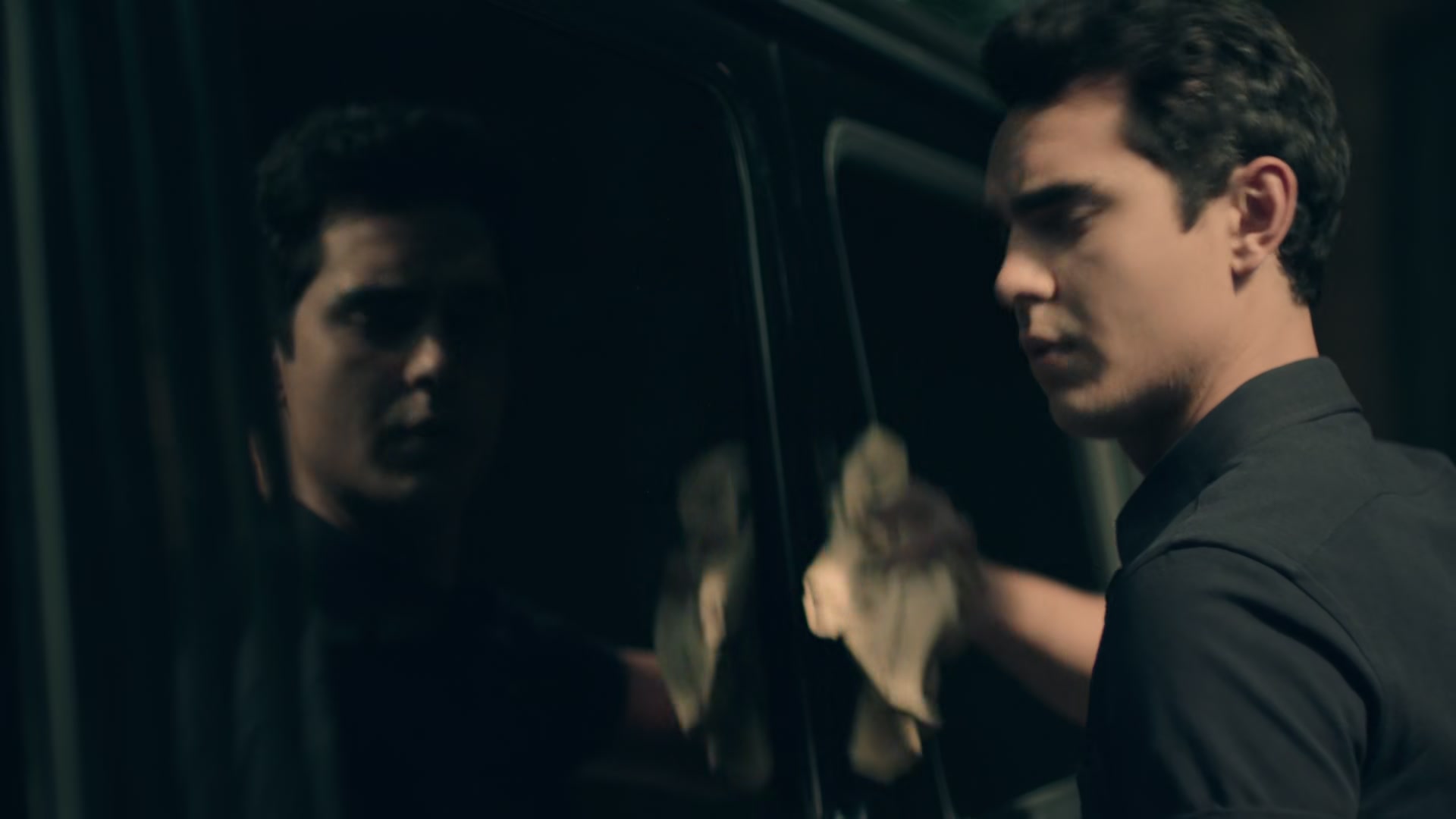 1x01_1105.jpg