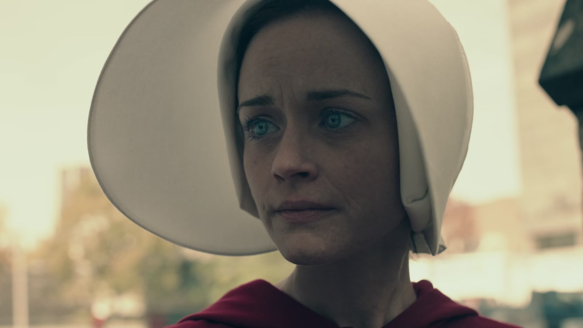 1x02_0106.jpg