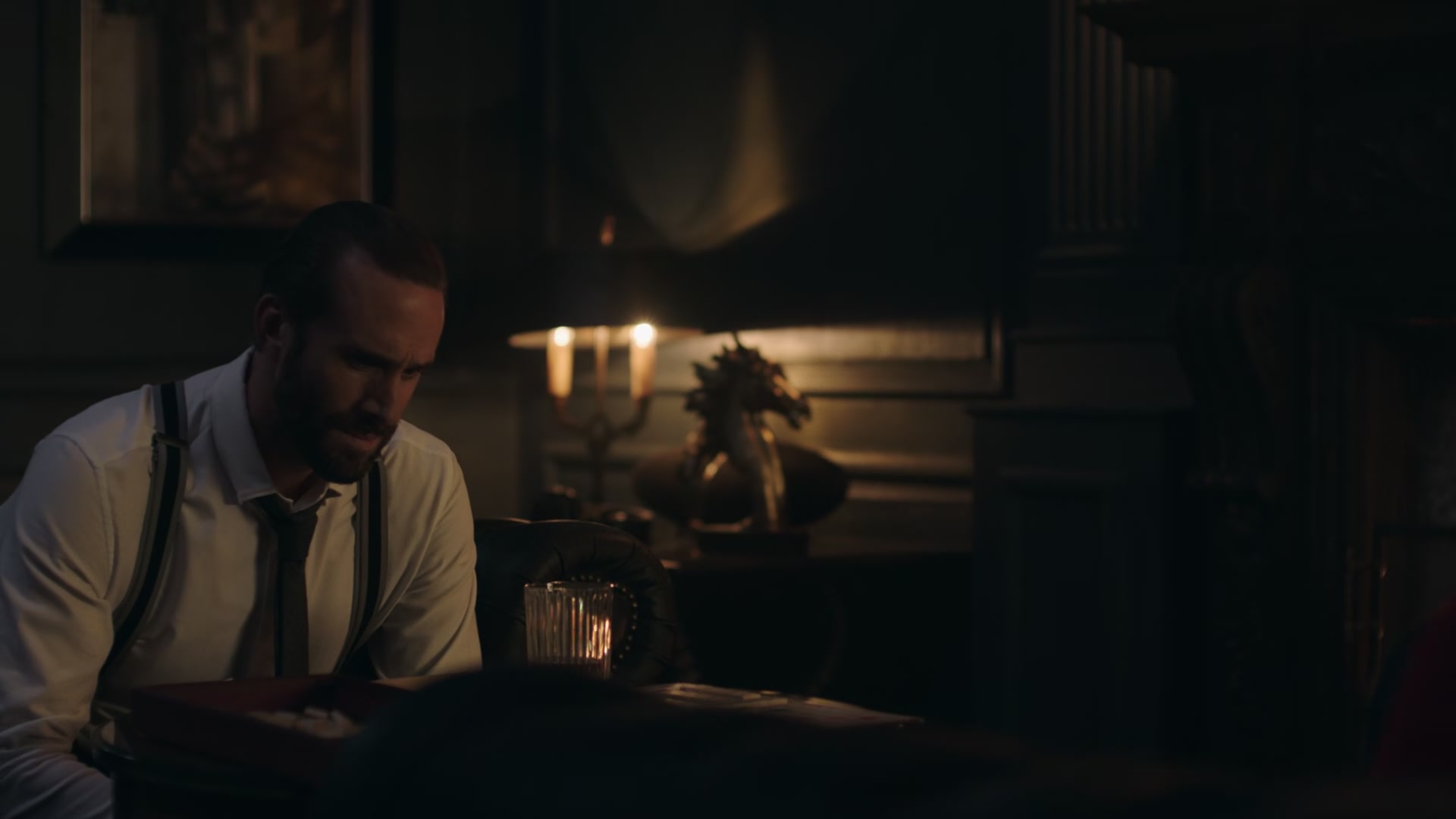 1x04_0917.jpg