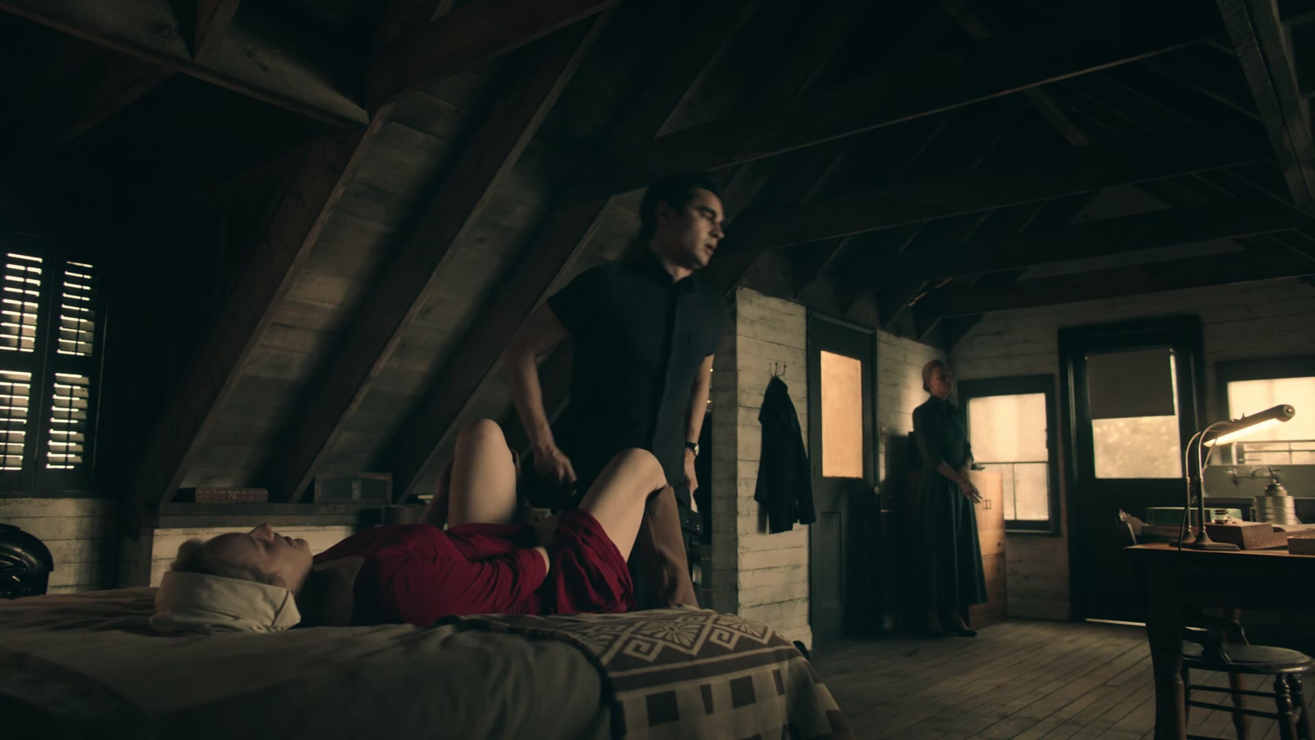 1x05_0472.jpg