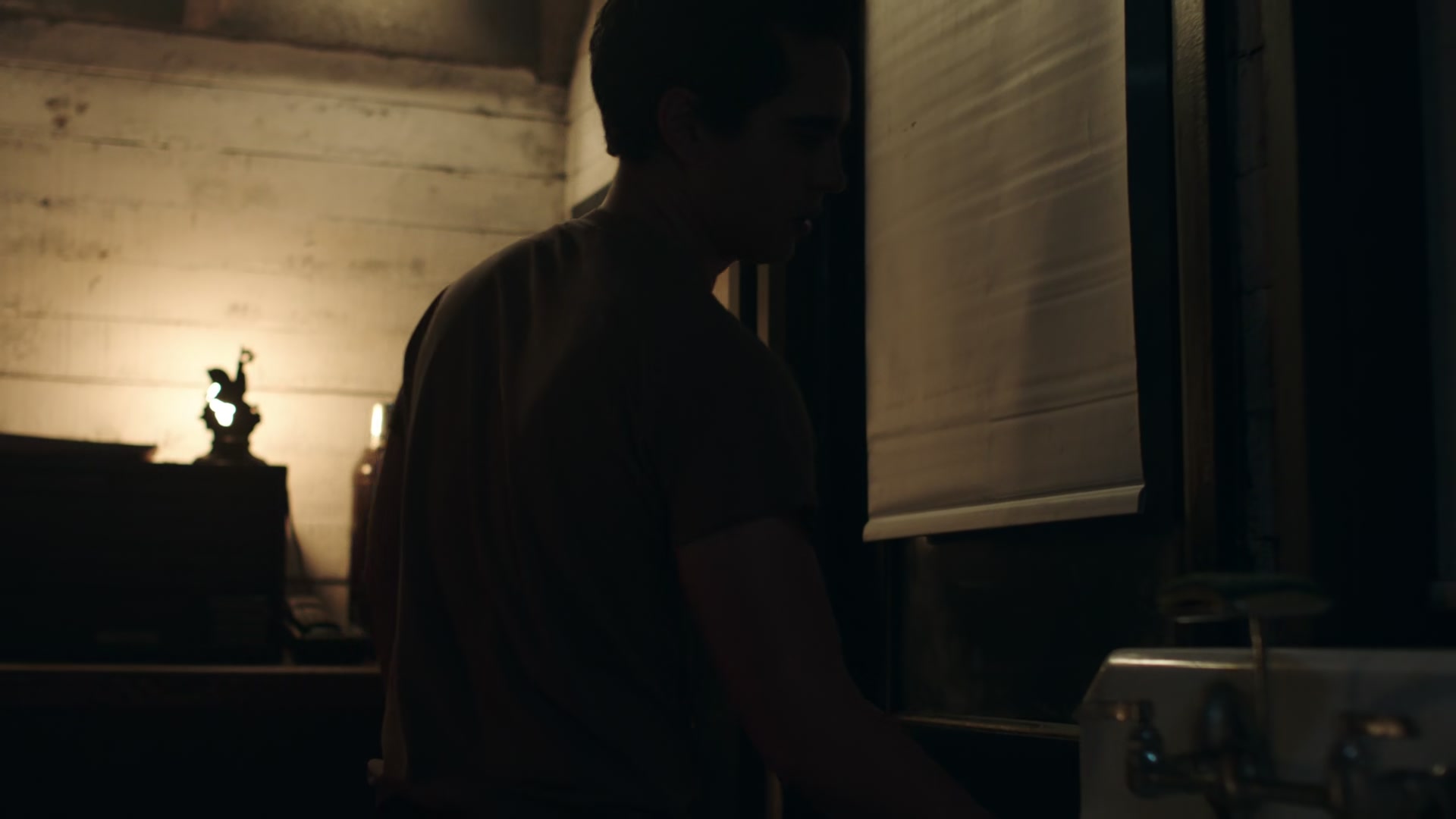 1x05_0908.jpg