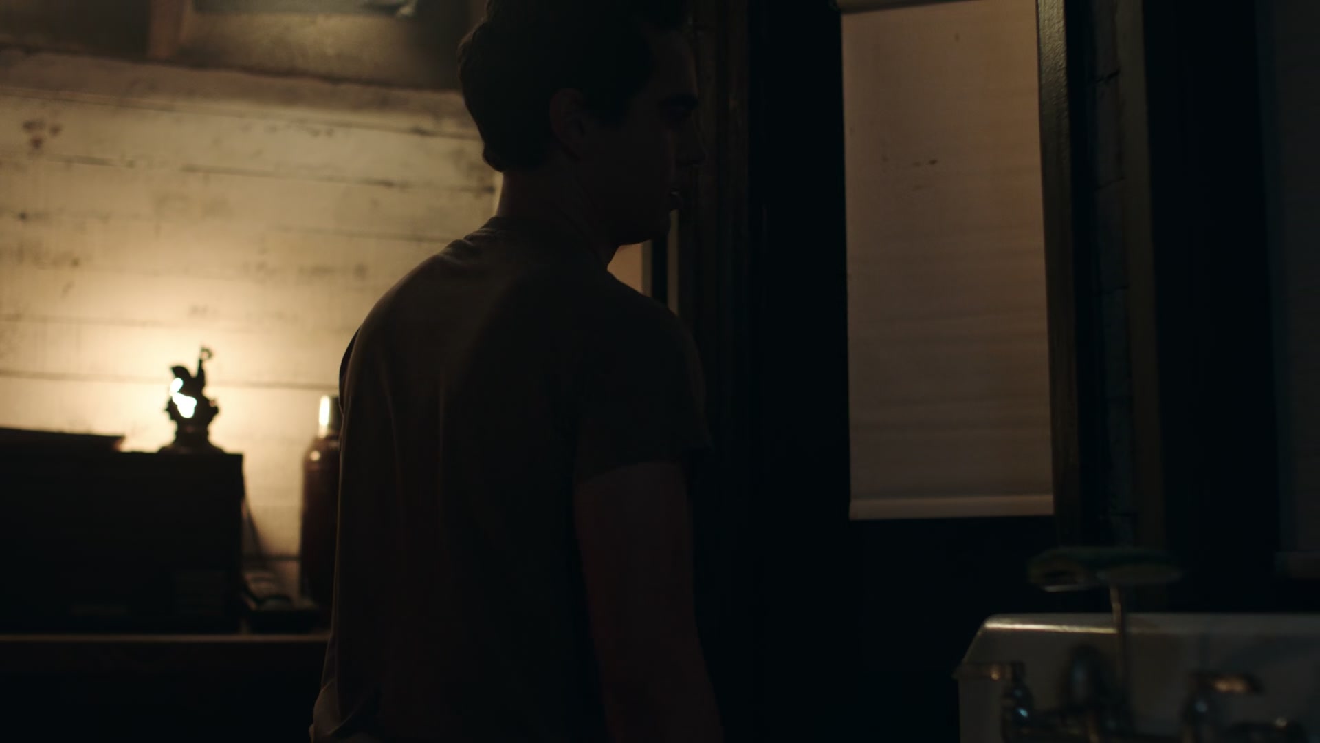 1x05_0909.jpg