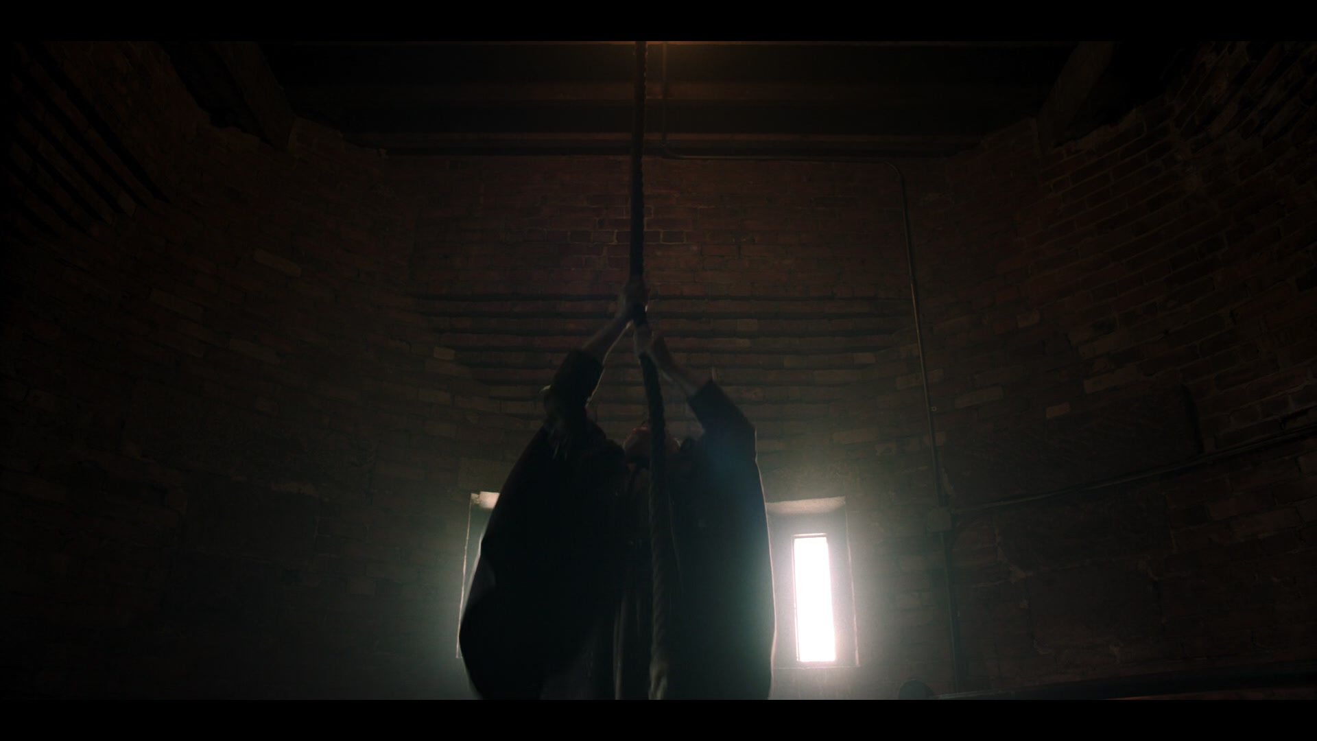 2x01_0335.jpg