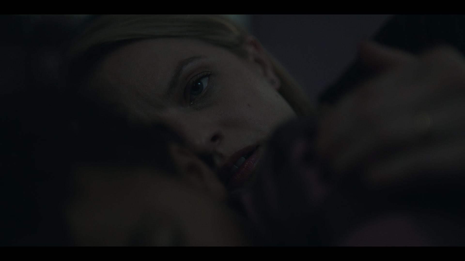 2x01_0831.jpg