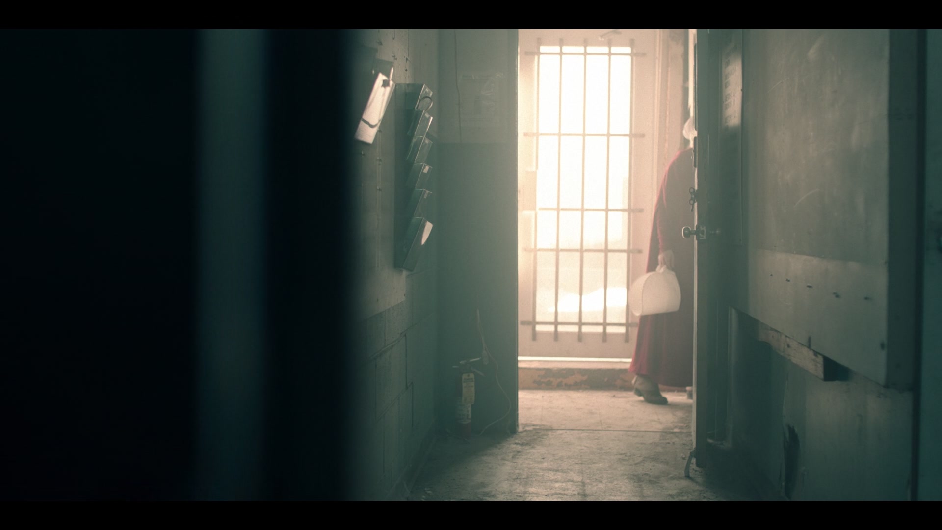 2x01_0859.jpg