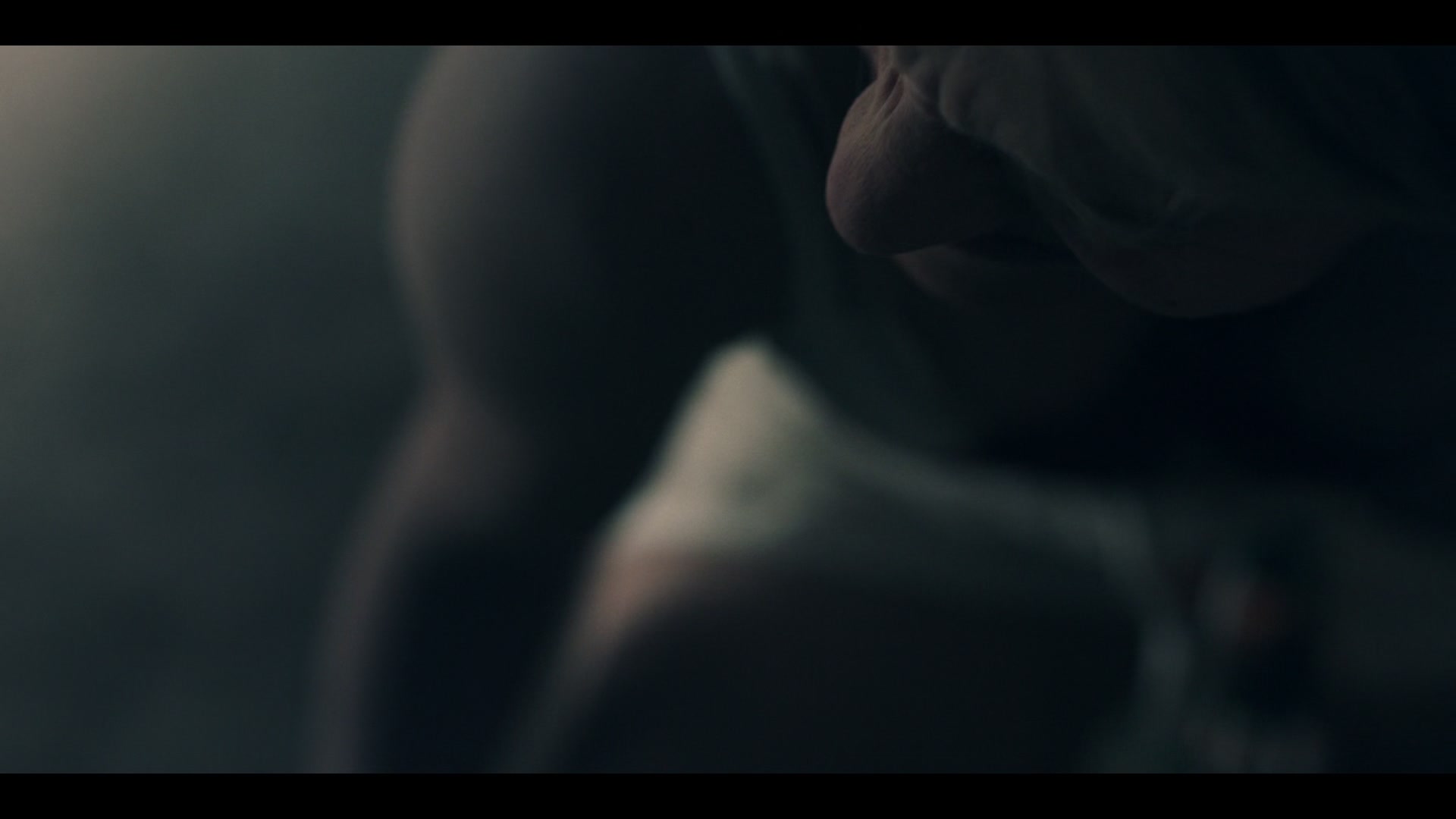 2x01_0947.jpg