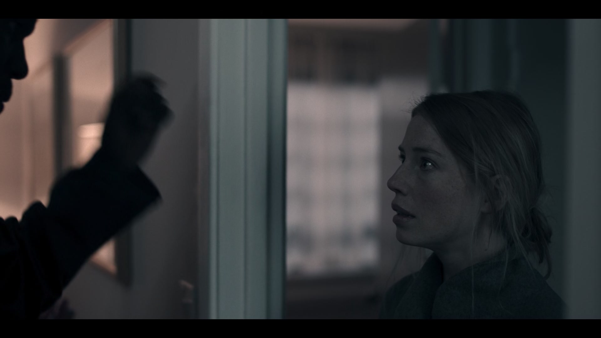 2x03_0402.jpg