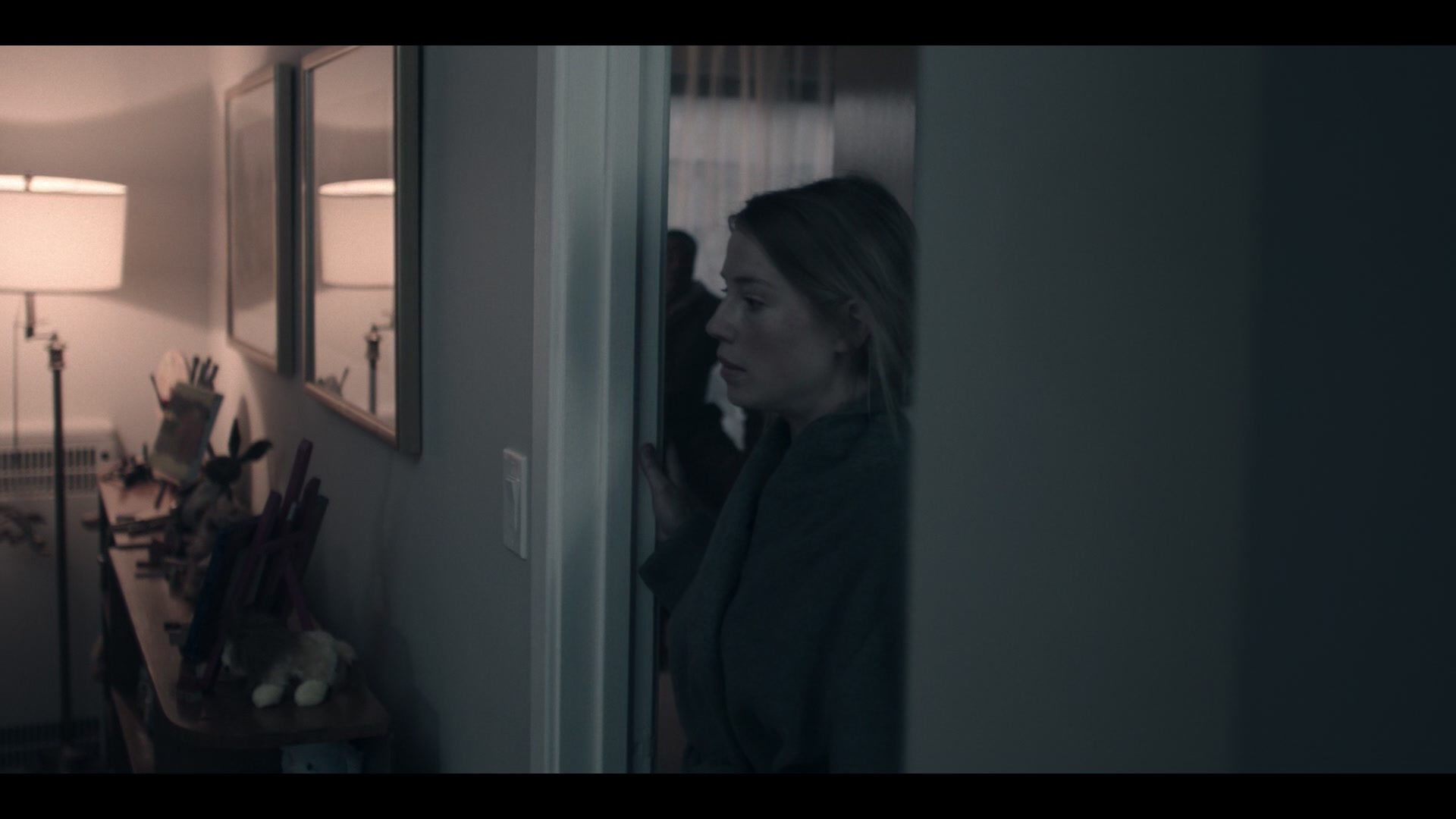 2x03_0421.jpg