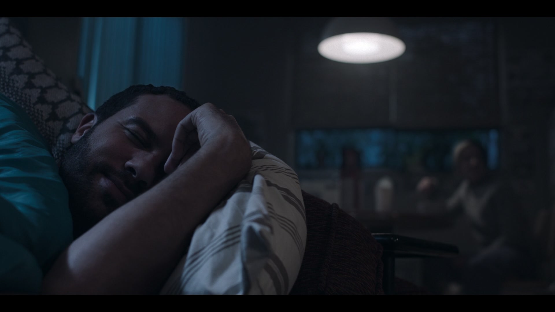 2x03_0870.jpg