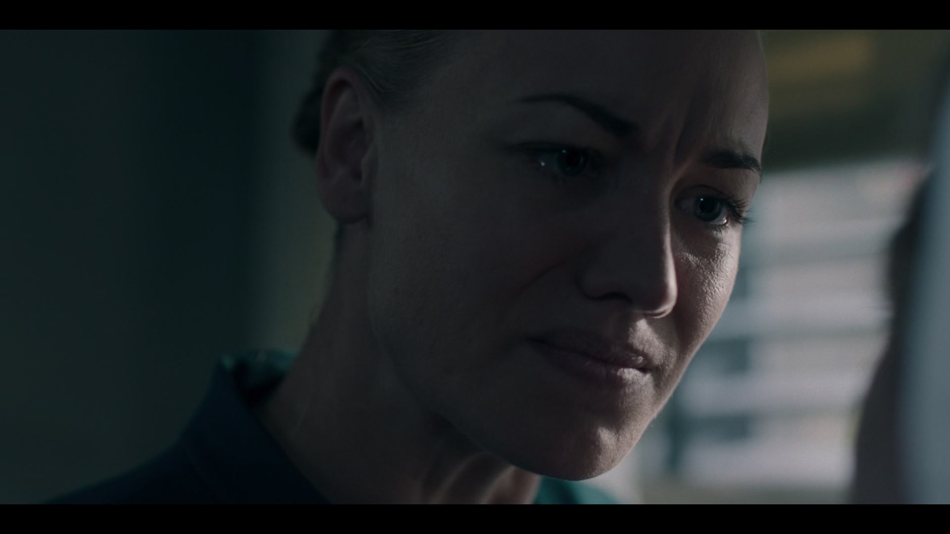 2x04_0203.jpg