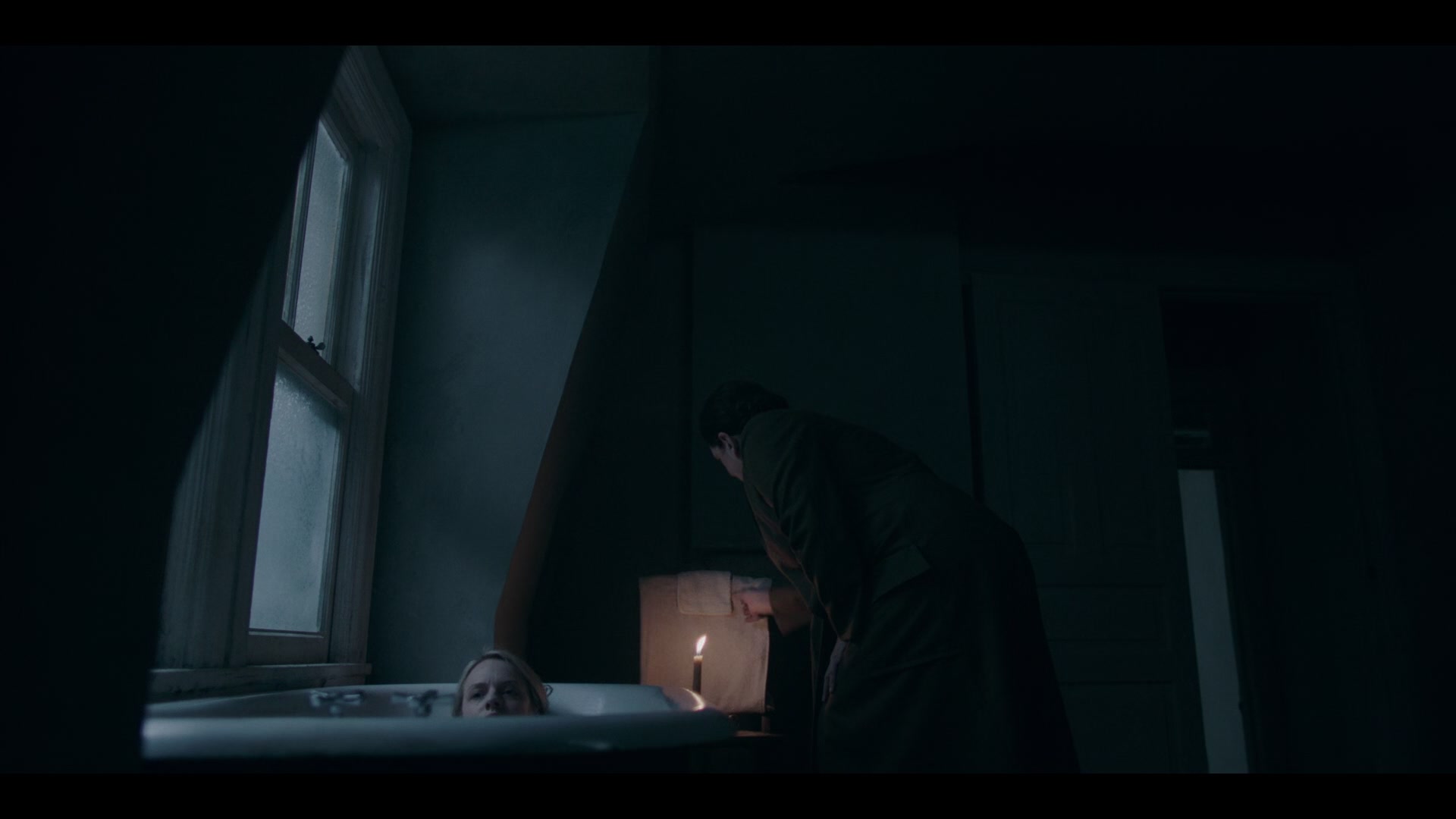 2x04_0232.jpg