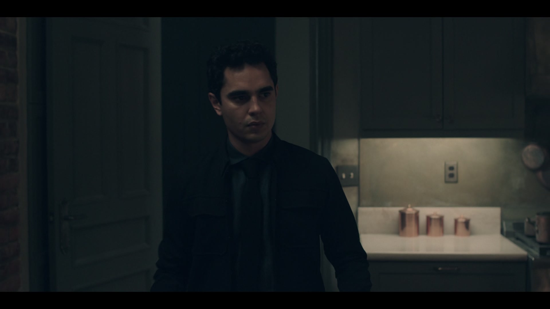 2x04_0317.jpg