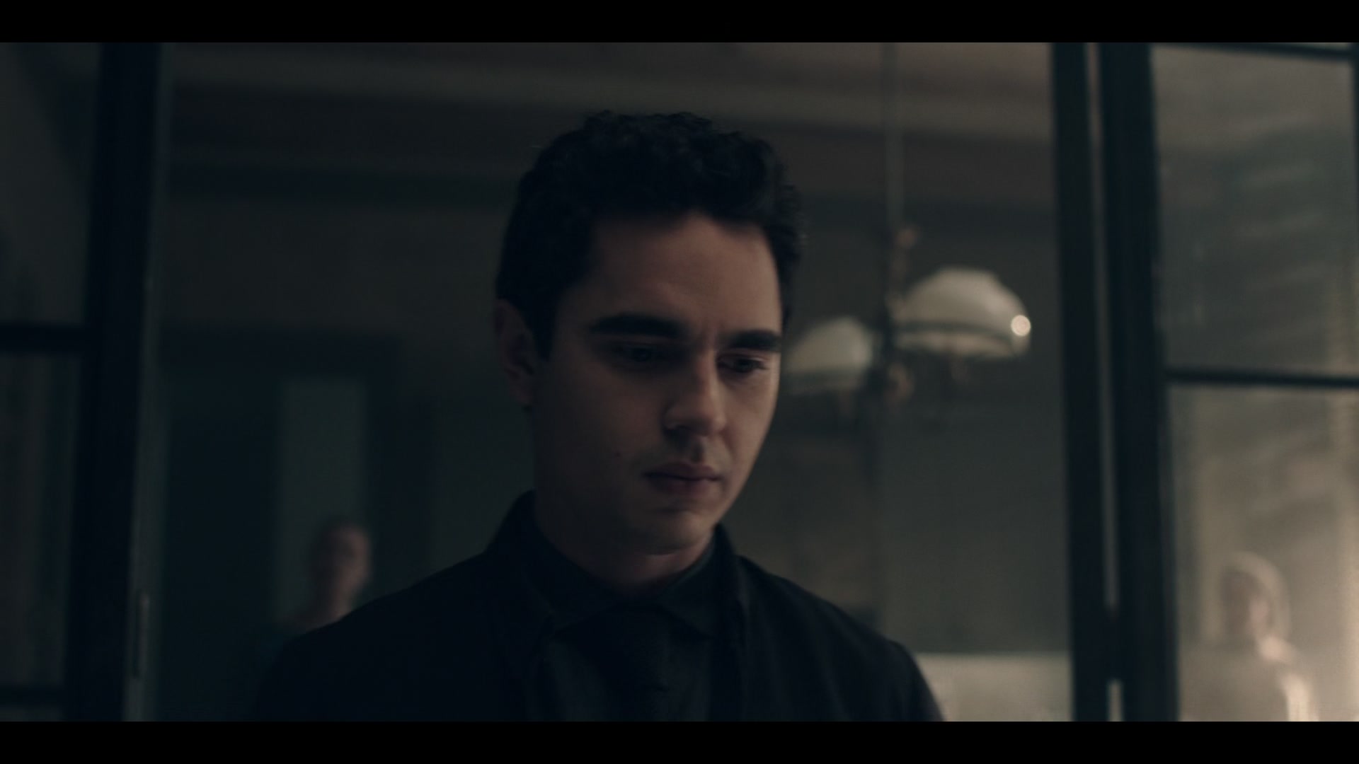 2x04_0319.jpg