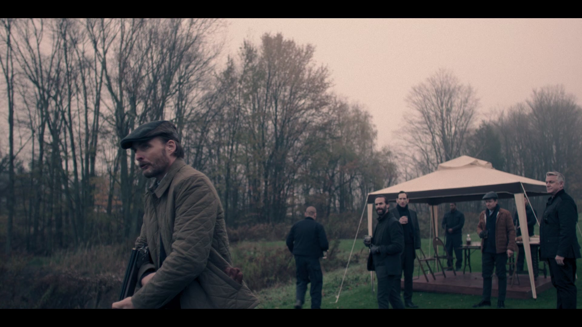 2x04_0401.jpg