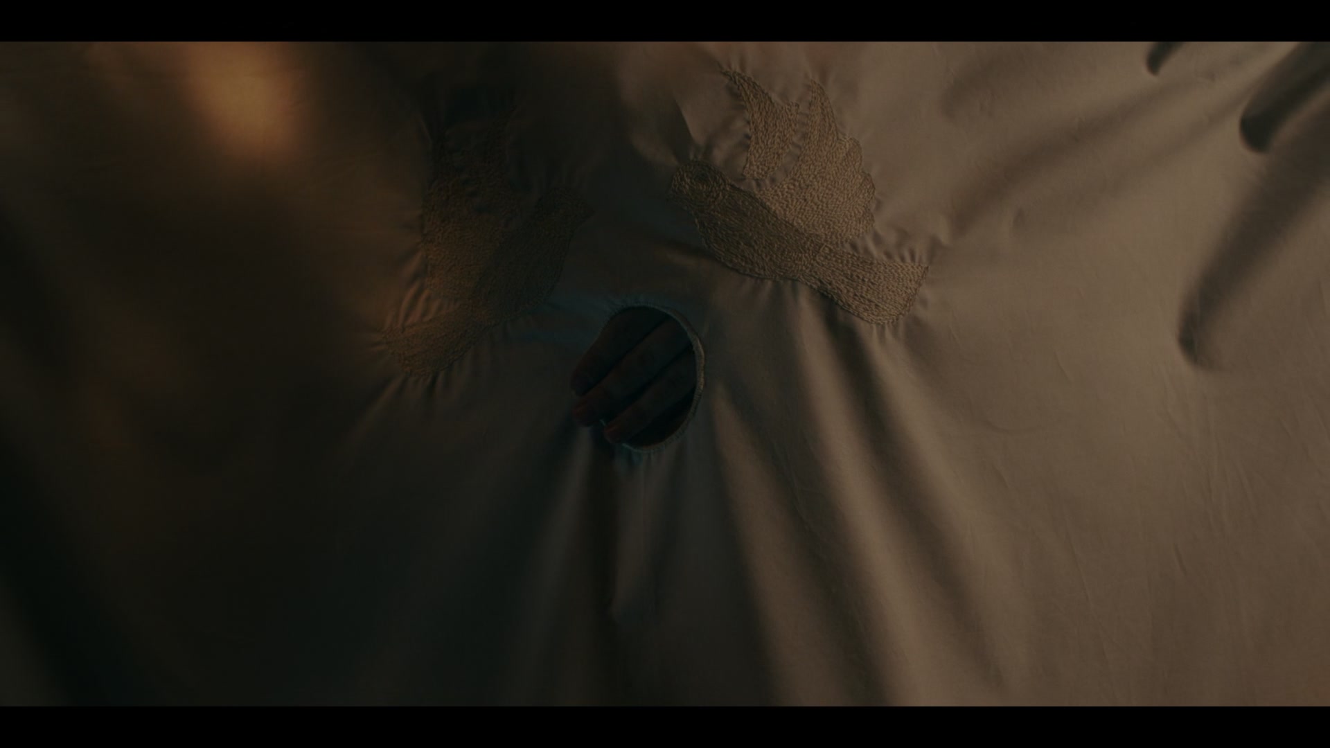 2x06_597.jpg
