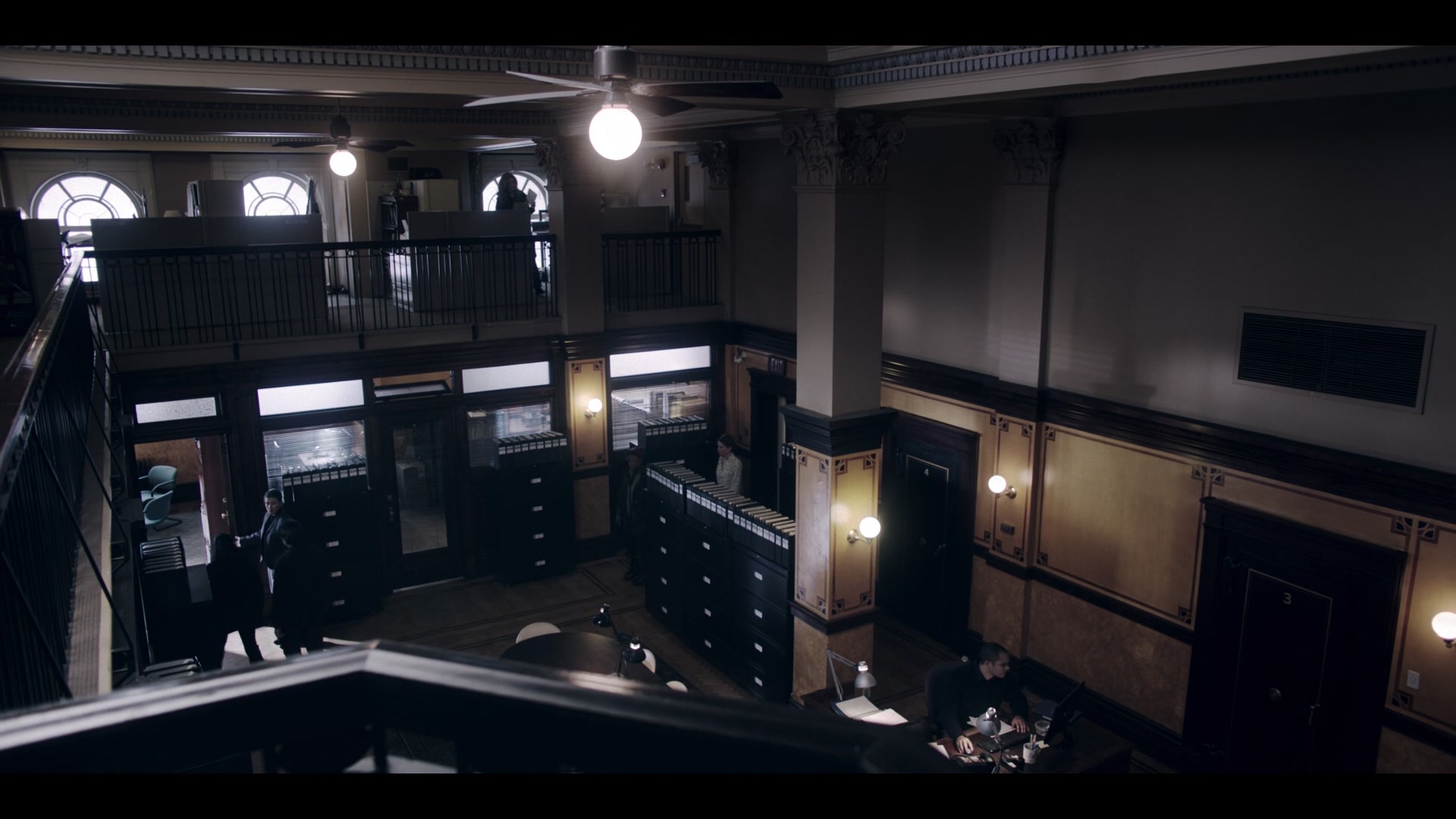 2x07_215.jpg
