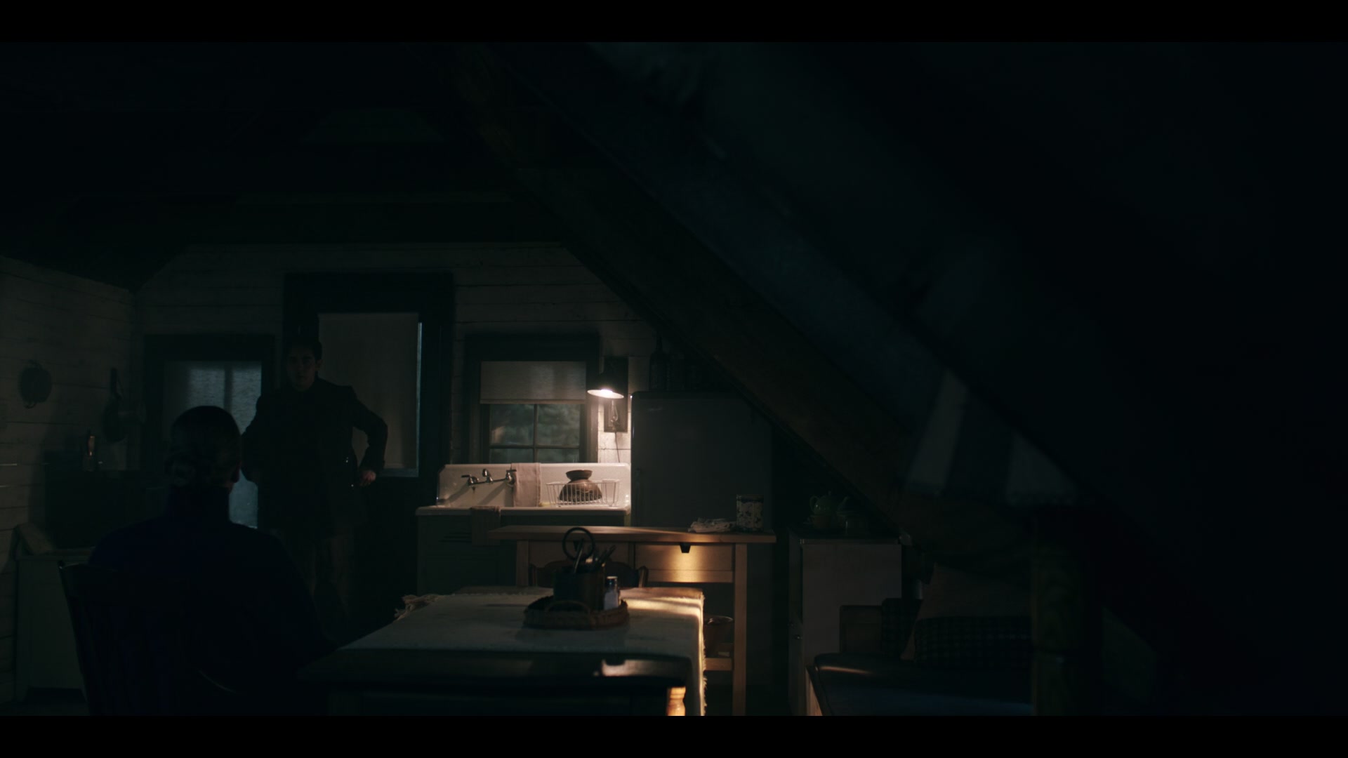 2x07_575.jpg