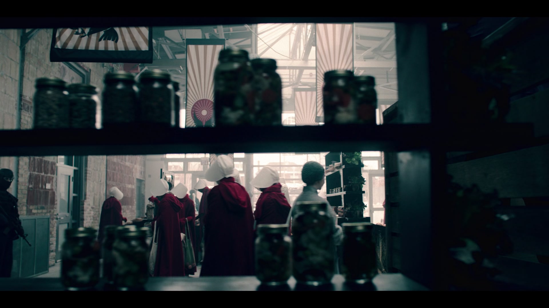 2x07_703.jpg