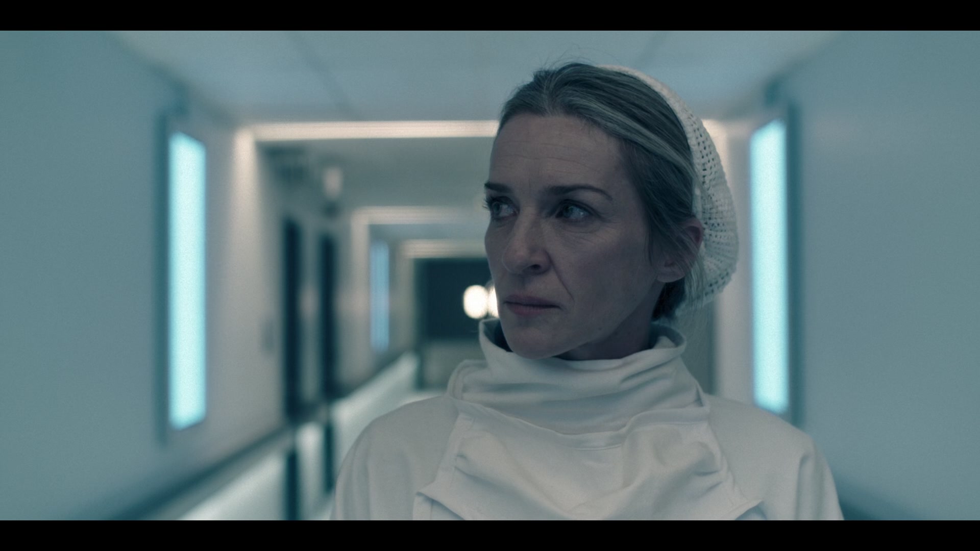 2x08_348.jpg