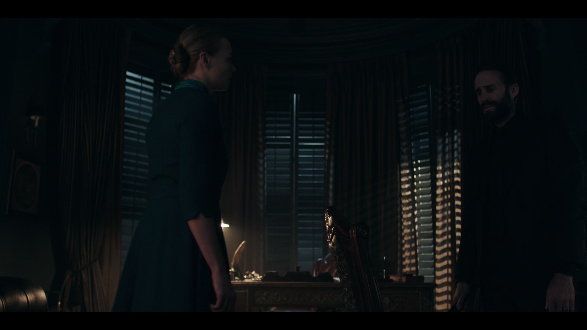 2x08_600.jpg
