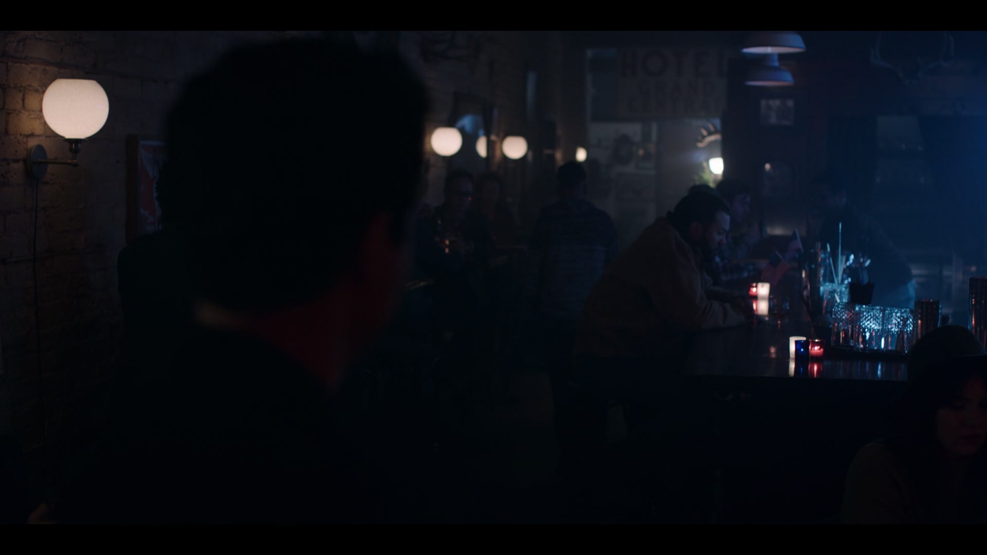 2x09_464.jpg