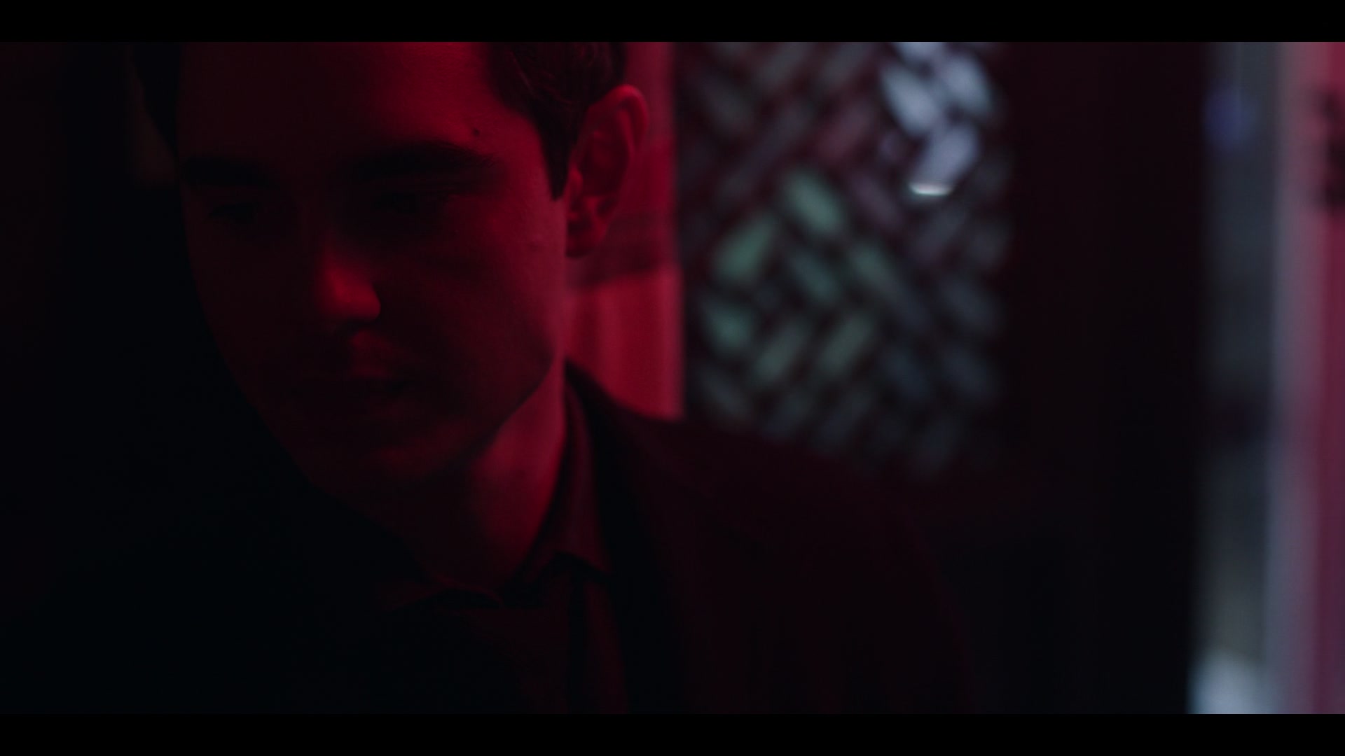 2x09_501.jpg