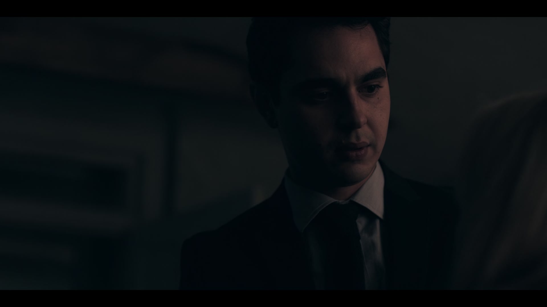 2x09_759.jpg