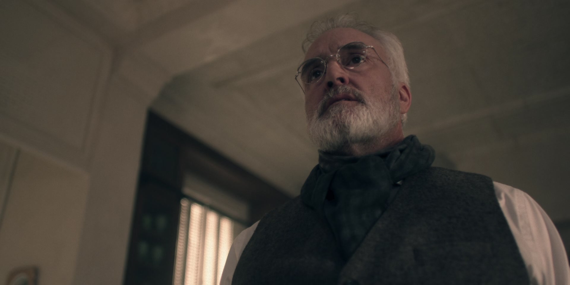 3x02_0307.jpg