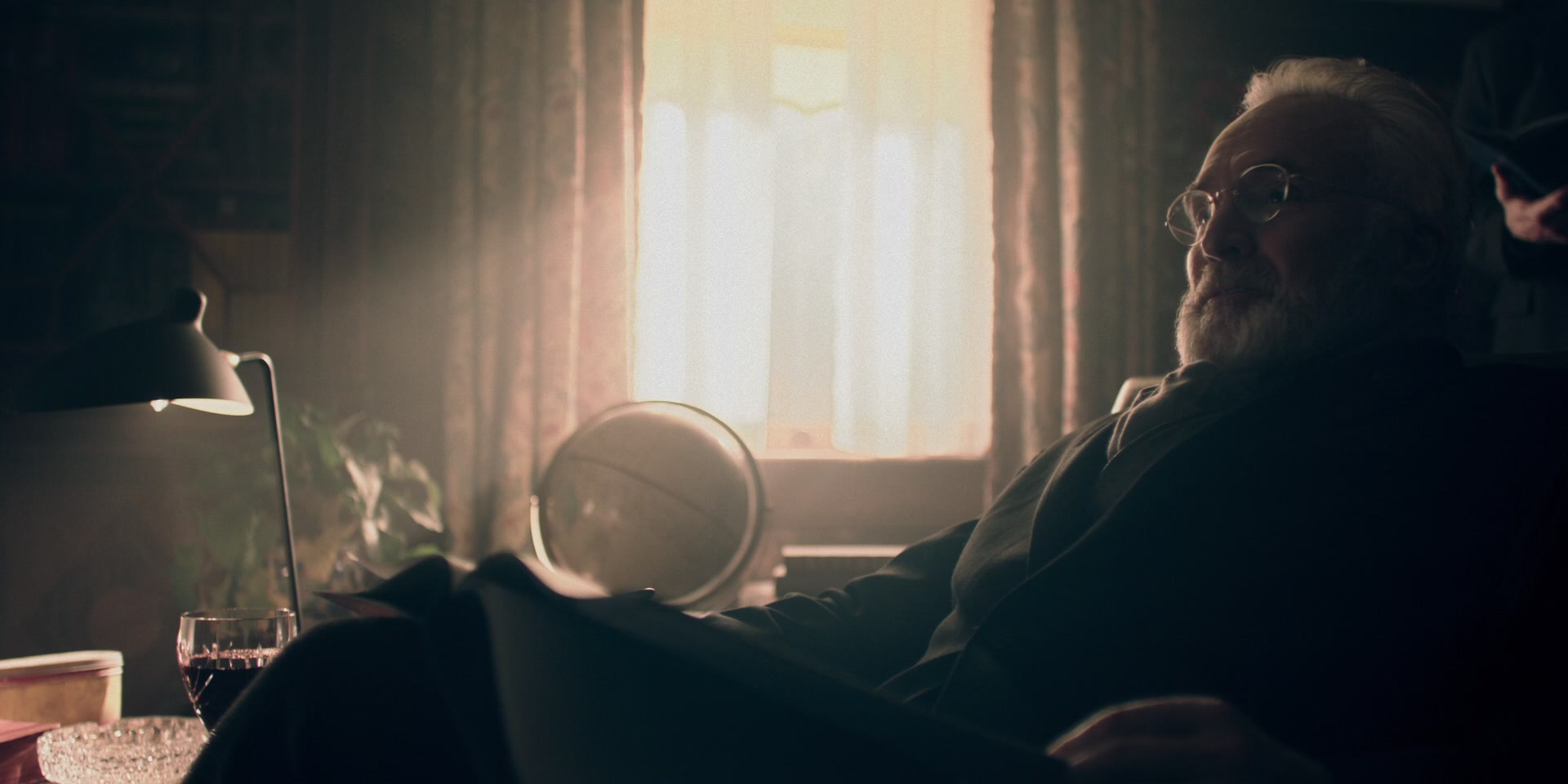 3x03_0294.jpg