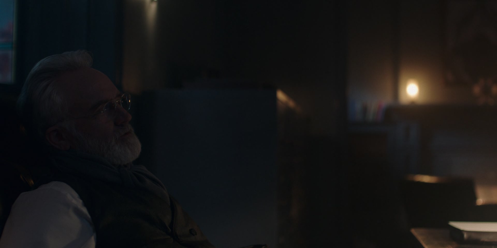 3x03_0516.jpg