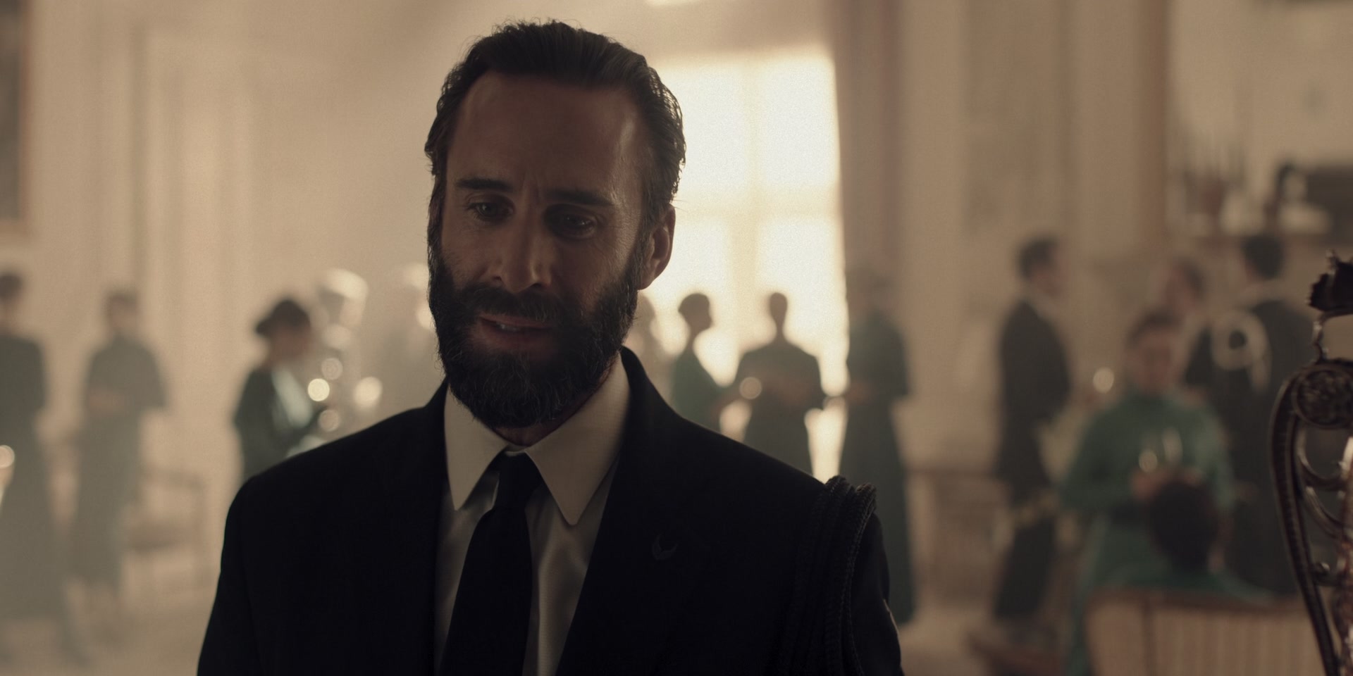 3x04_0318.jpg