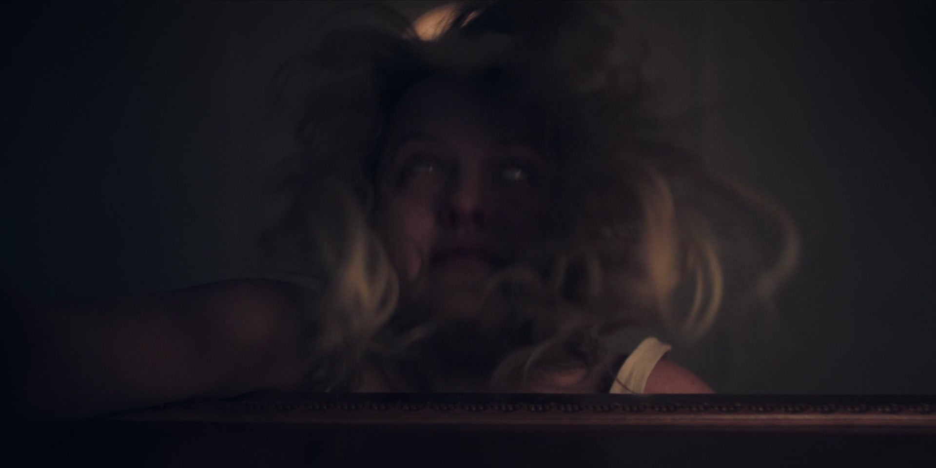 3x08_0384.jpg