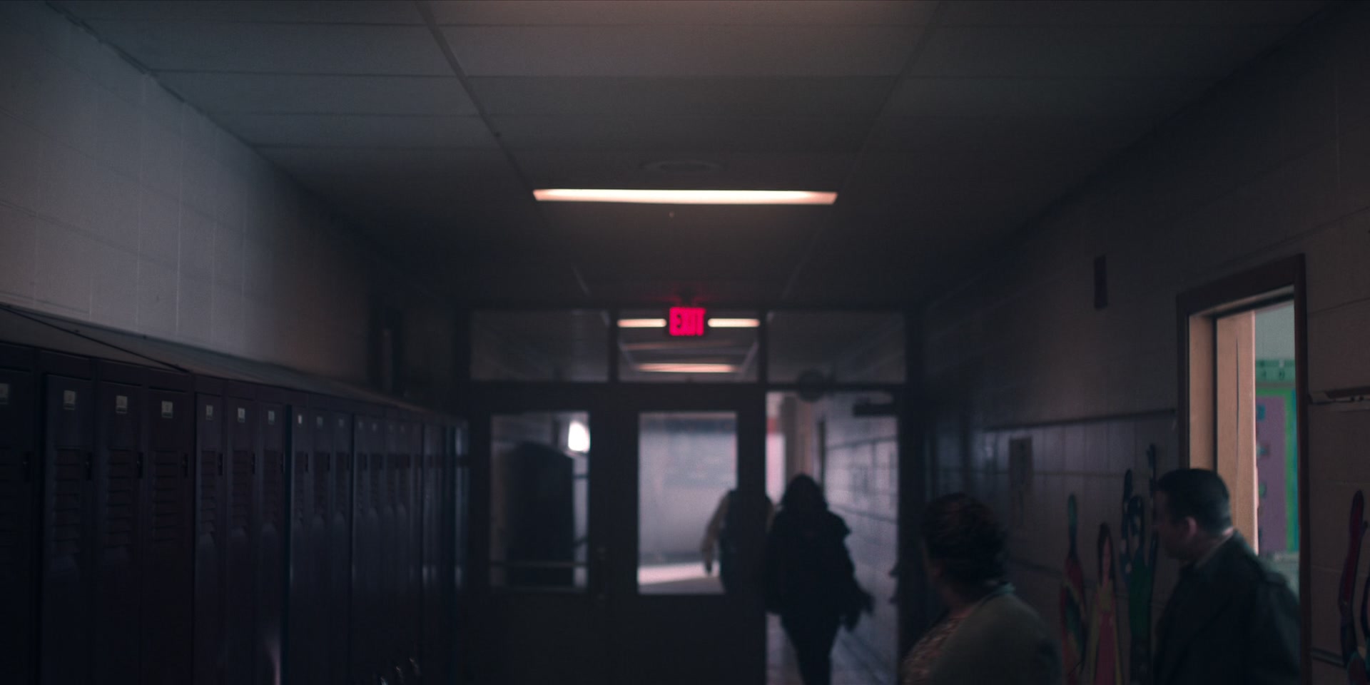 3x08_0824.jpg