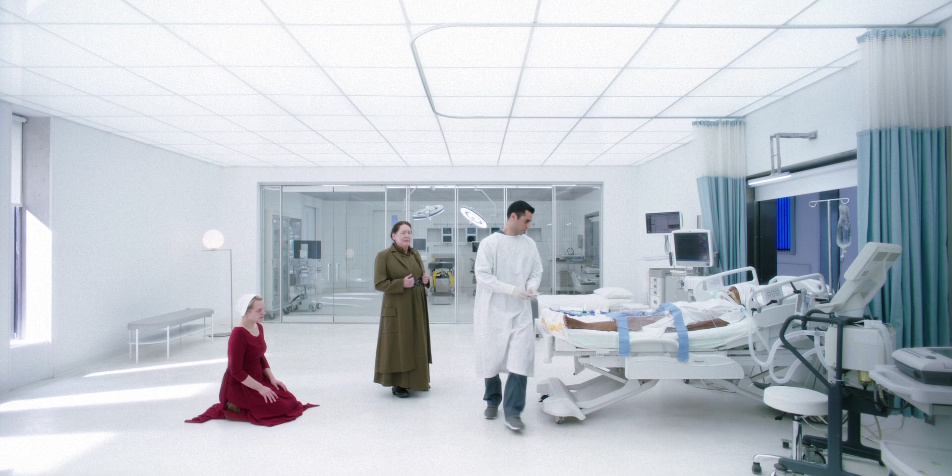 3x09_0303.jpg