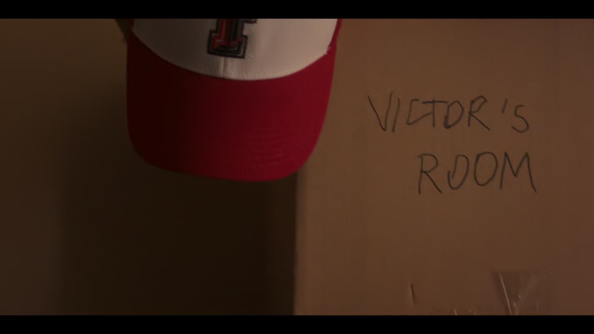 1x01_003.jpg