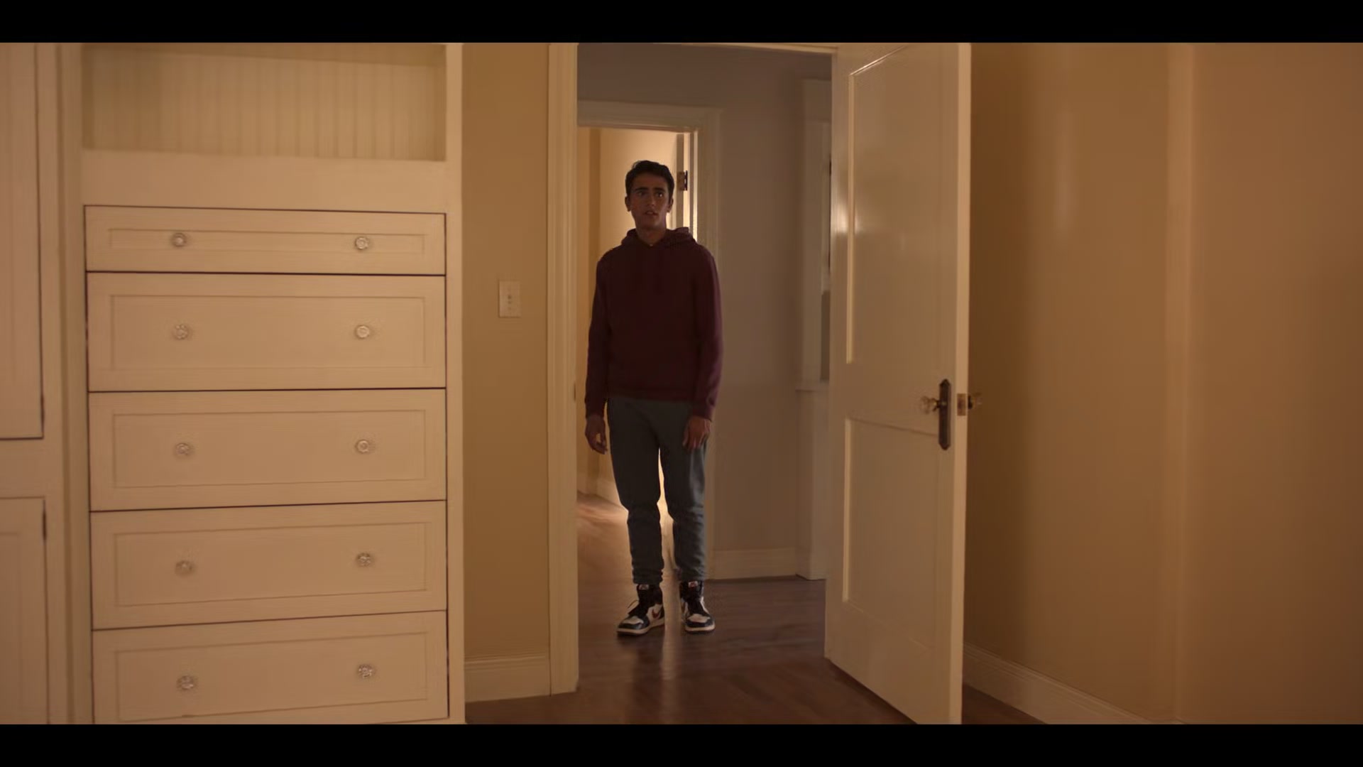 1x01_112.jpg