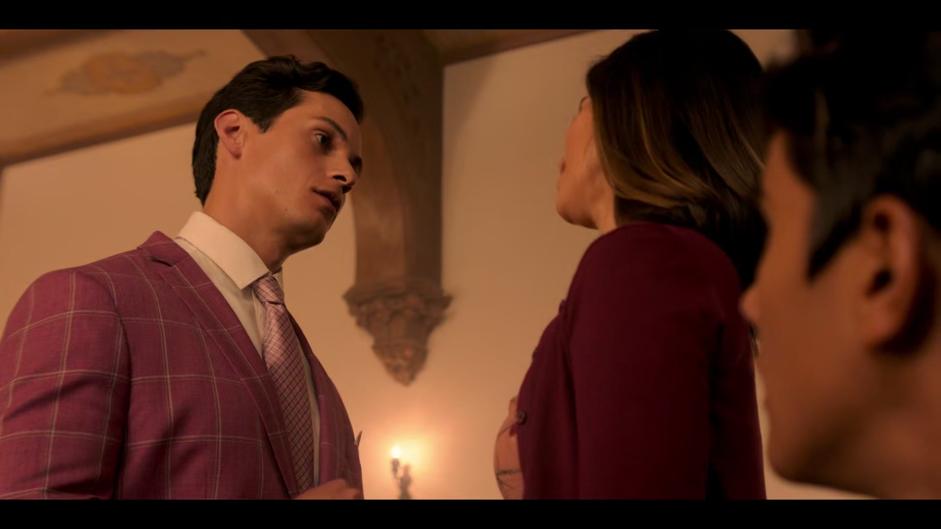 1x01_133.jpg