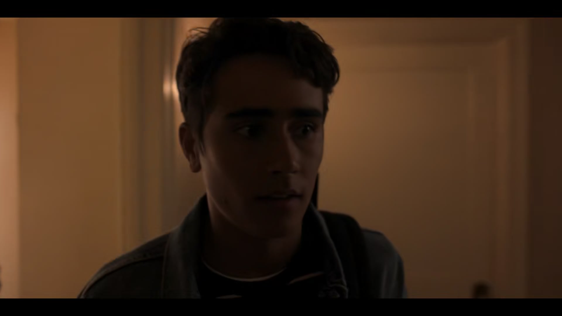 1x01_145.jpg