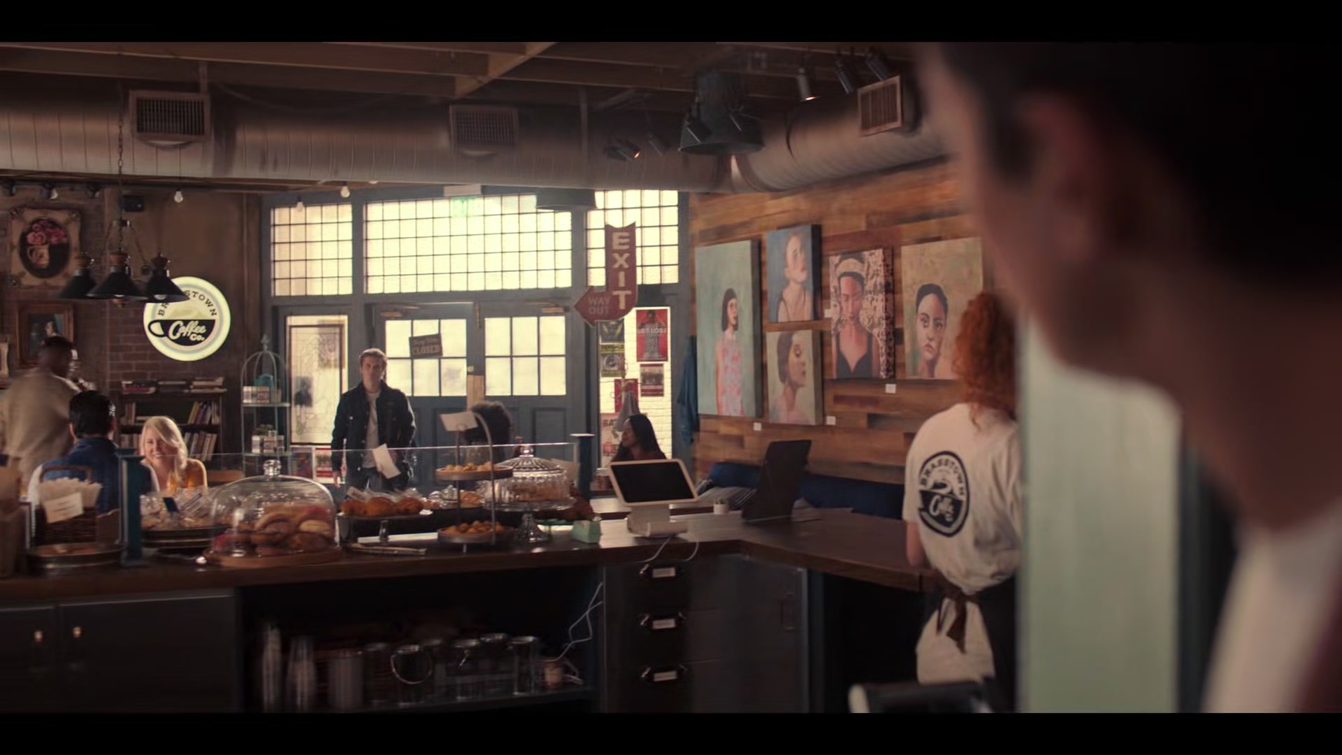 1x04_012.jpg