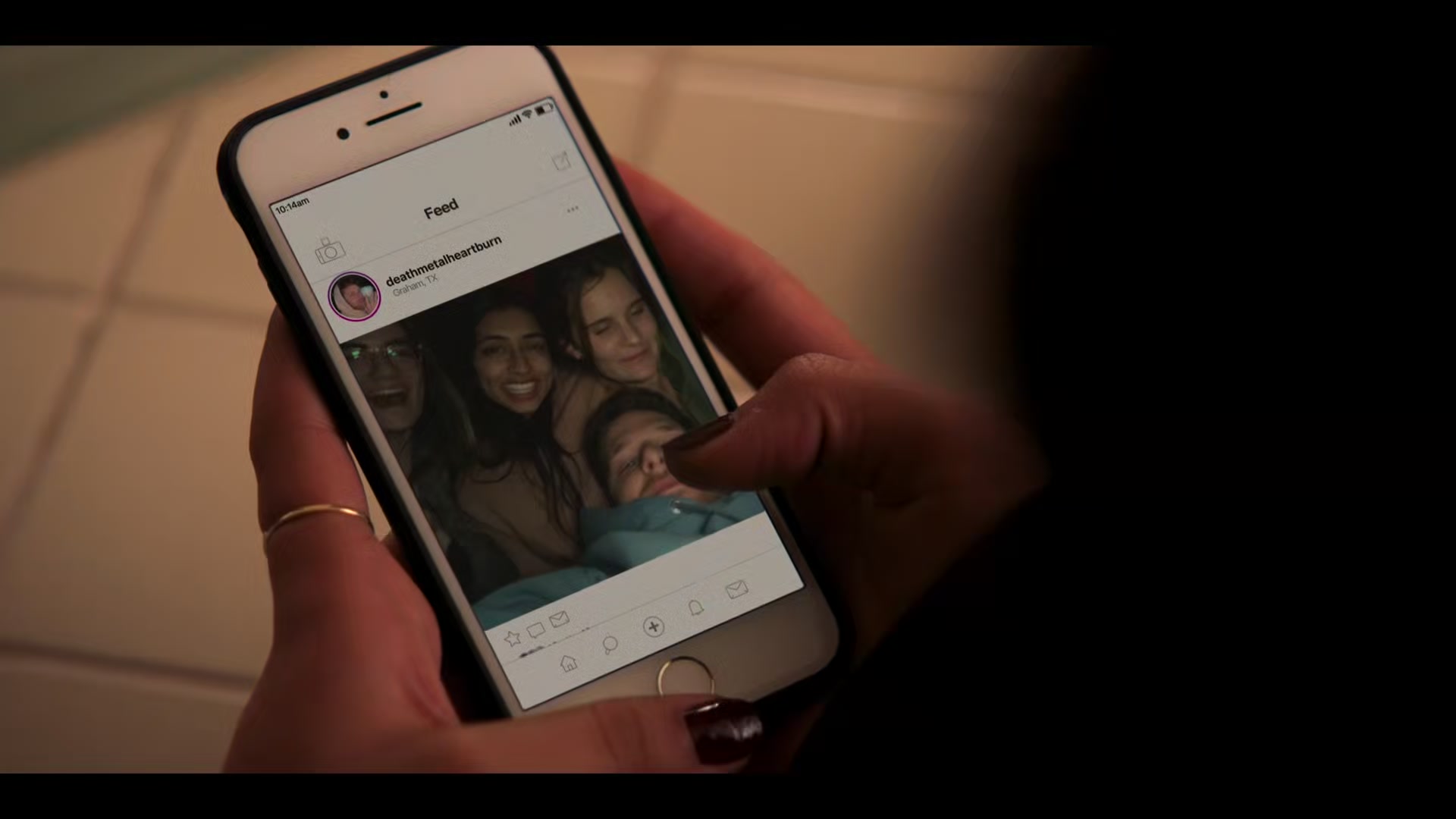 1x07_204.jpg