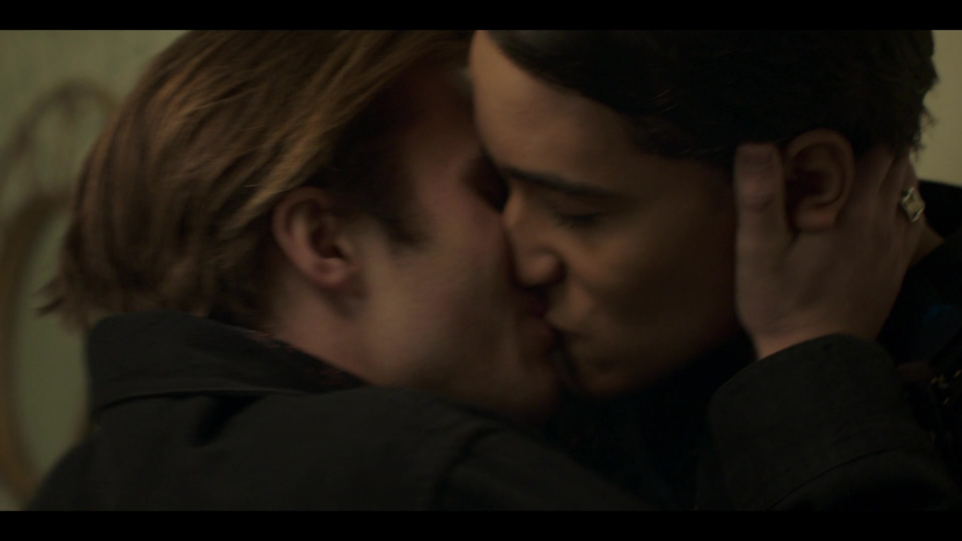 lovevictor207_718.jpg